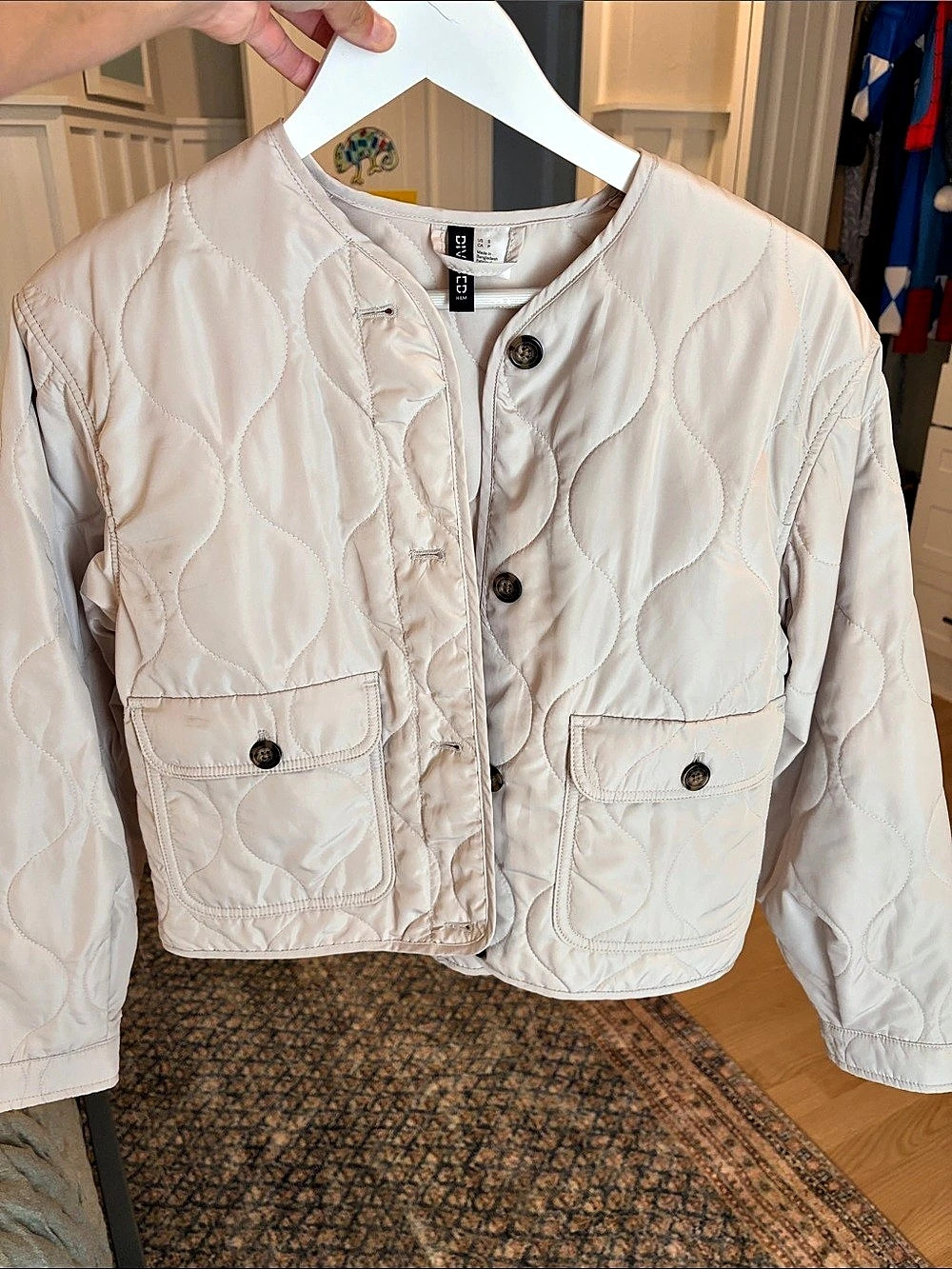 Women’s H&M Quilted Cropped Jacket in White